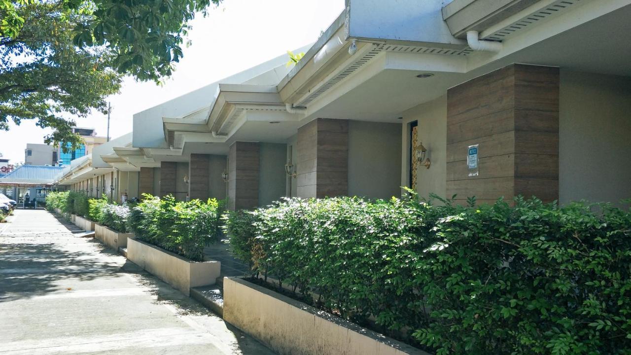 Reddoorz Premium @ Wireless Mandaue Cebu Hotel Exterior foto
